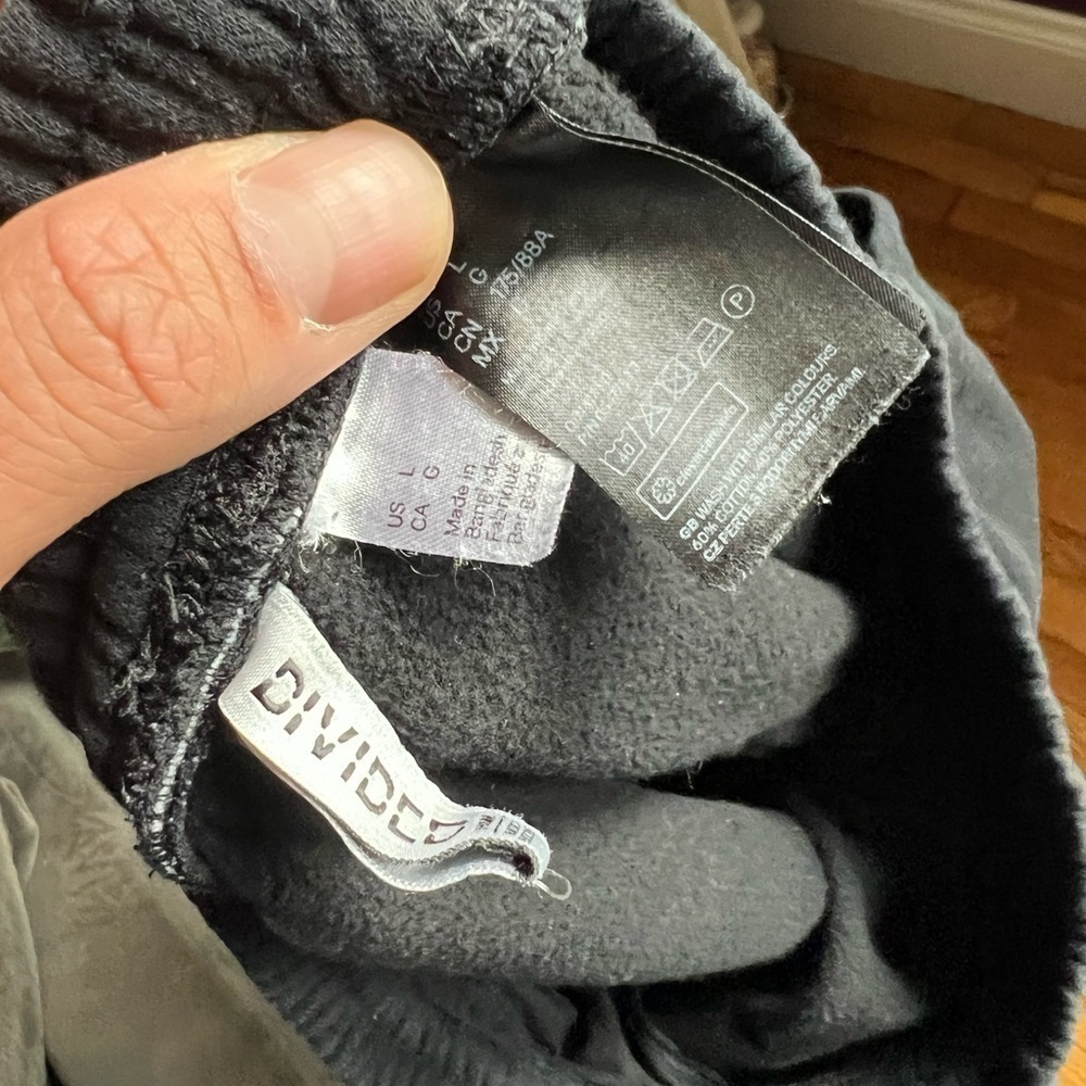 Black women’s Large sweatpants - Picture 3 of 5